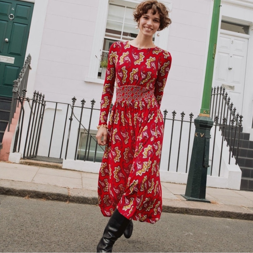 Boden Thea Long Sleeve Midi Dress
Red, Paisley Amaryllis Size US 8 - Picture 2 of 11